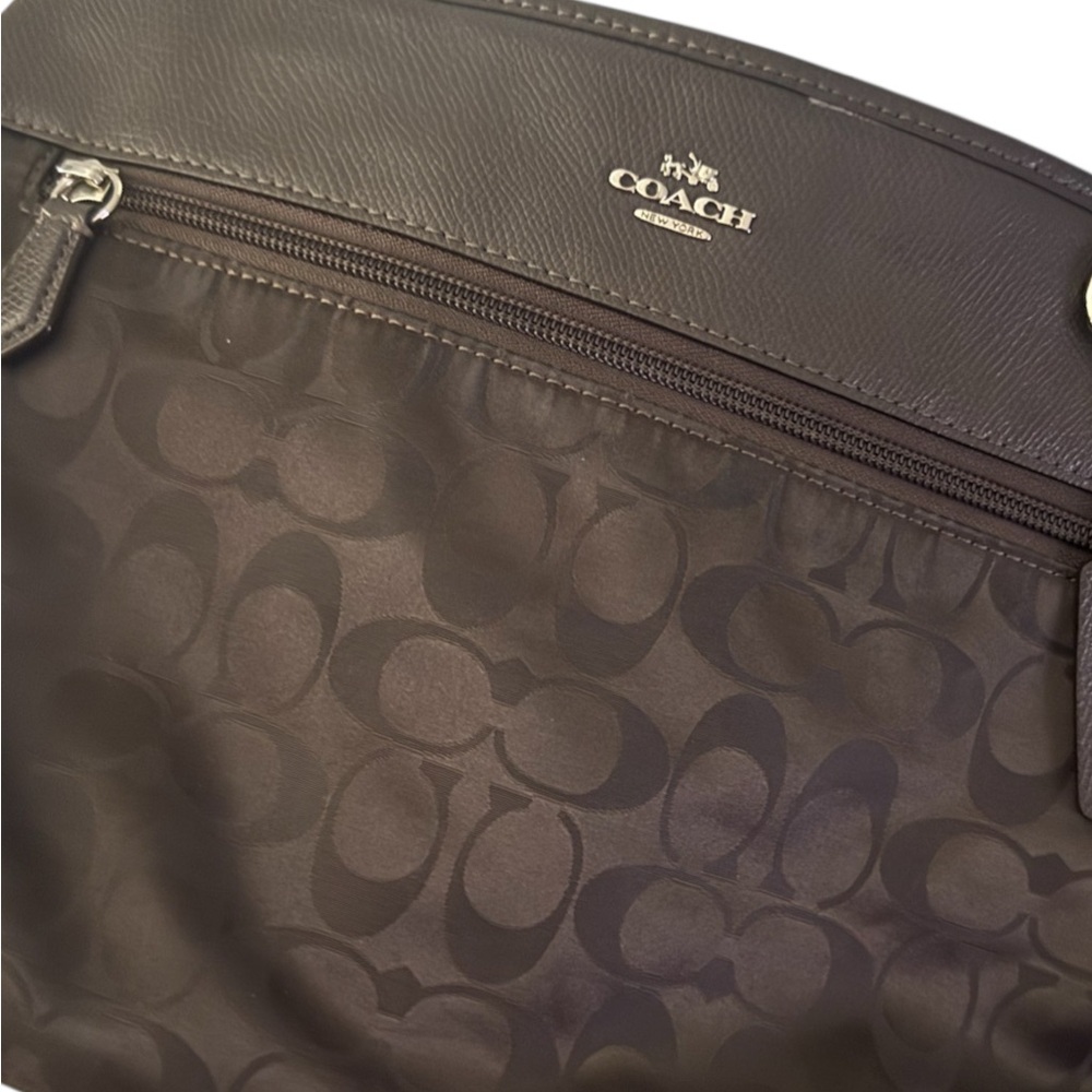 Coach Signature Brown Crossbody Bag - Picture 4 of 4